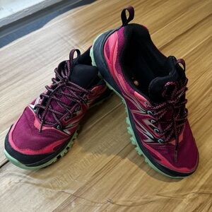 Merrell Women's Pink and Black Athletic Shoes
